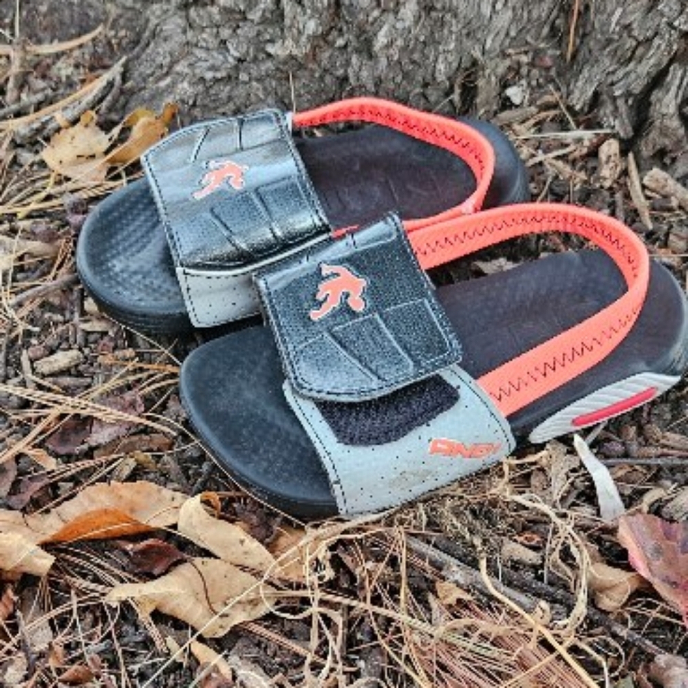 And 1 Air Jordan Kids Size 9-10NWOT Slide Sandles unisex Summer Sport Athletic - Picture 2 of 6
